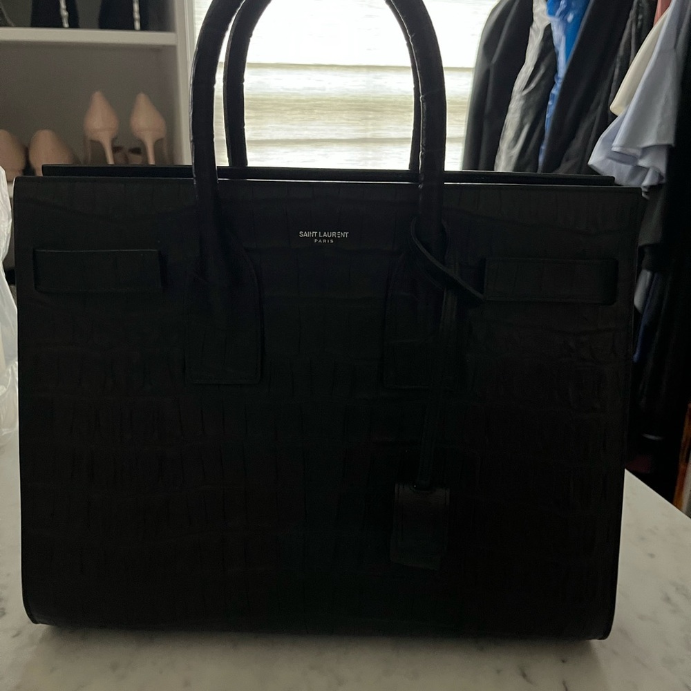 Saint Laurent Calfskin Crocodile Embossed Small Supple Sac de Jour Black